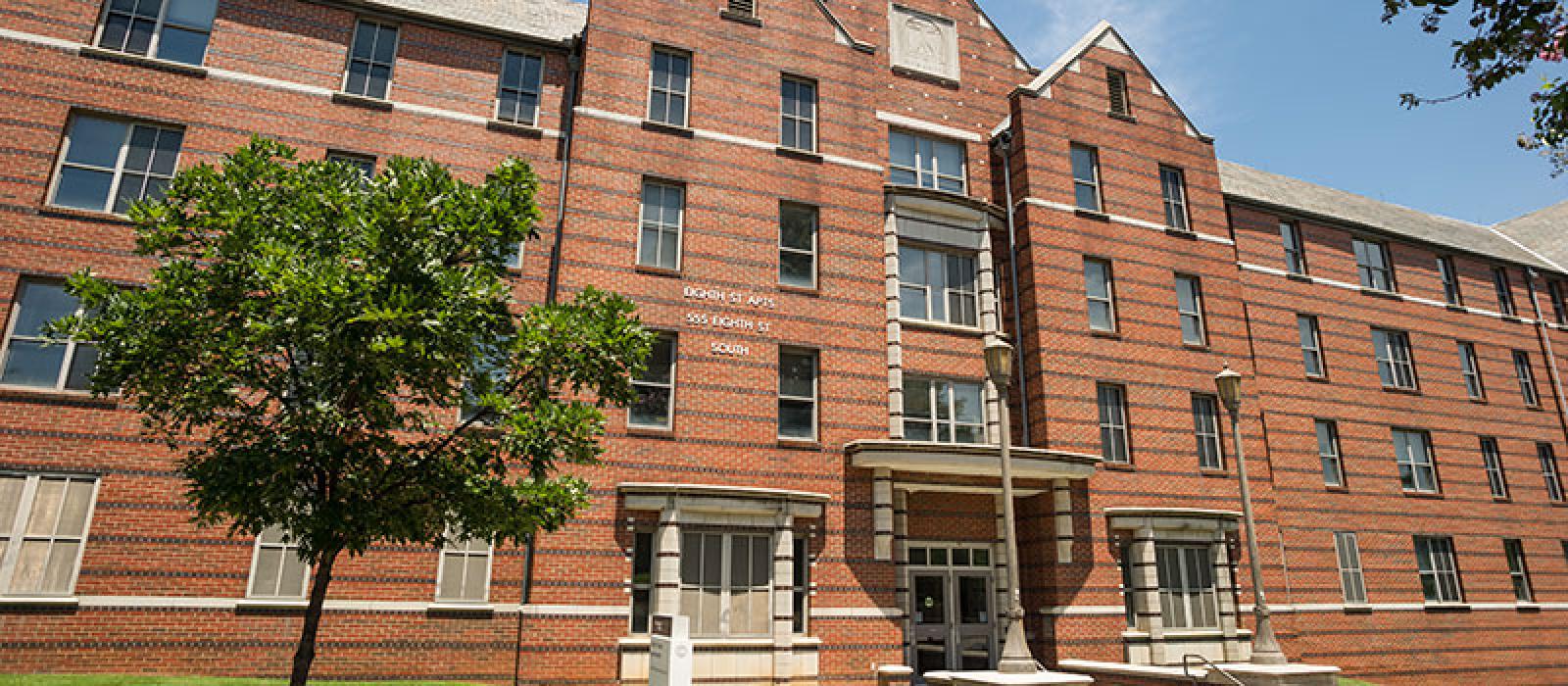 Eighth Street South Apartments building