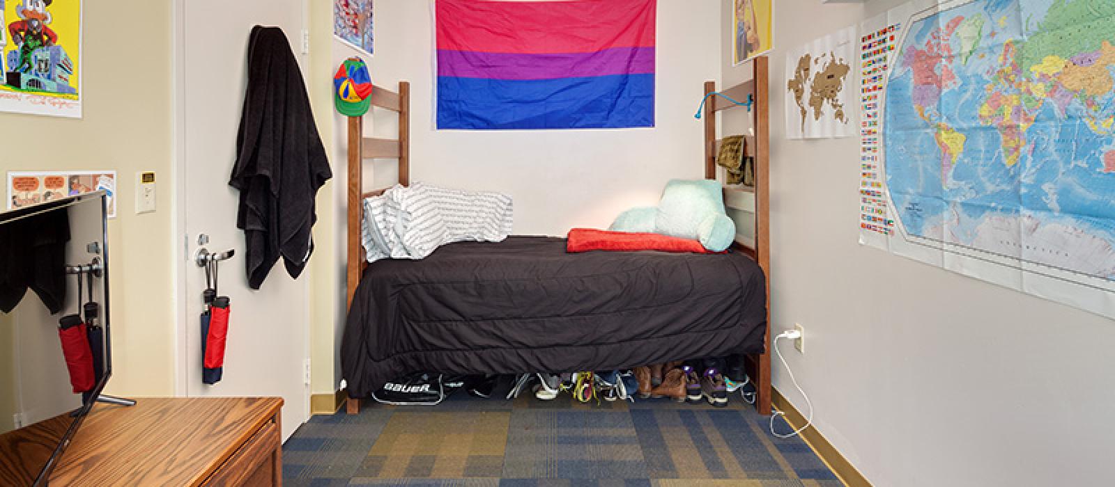 Furnished and decorated by a student bedroom.